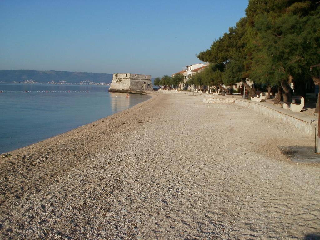 Grgin Apartments Kastela Bagian luar foto